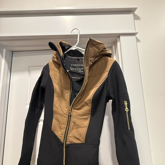 Cordova Montana in Brown - Picture 6 of 8